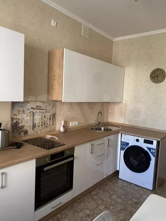 1-к. квартира, 52 м, 3/5 эт. - Фото 0