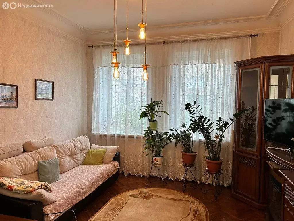 3-комнатная квартира: Екатеринбург, Первомайская улица, 44 (96.2 м) - Фото 0