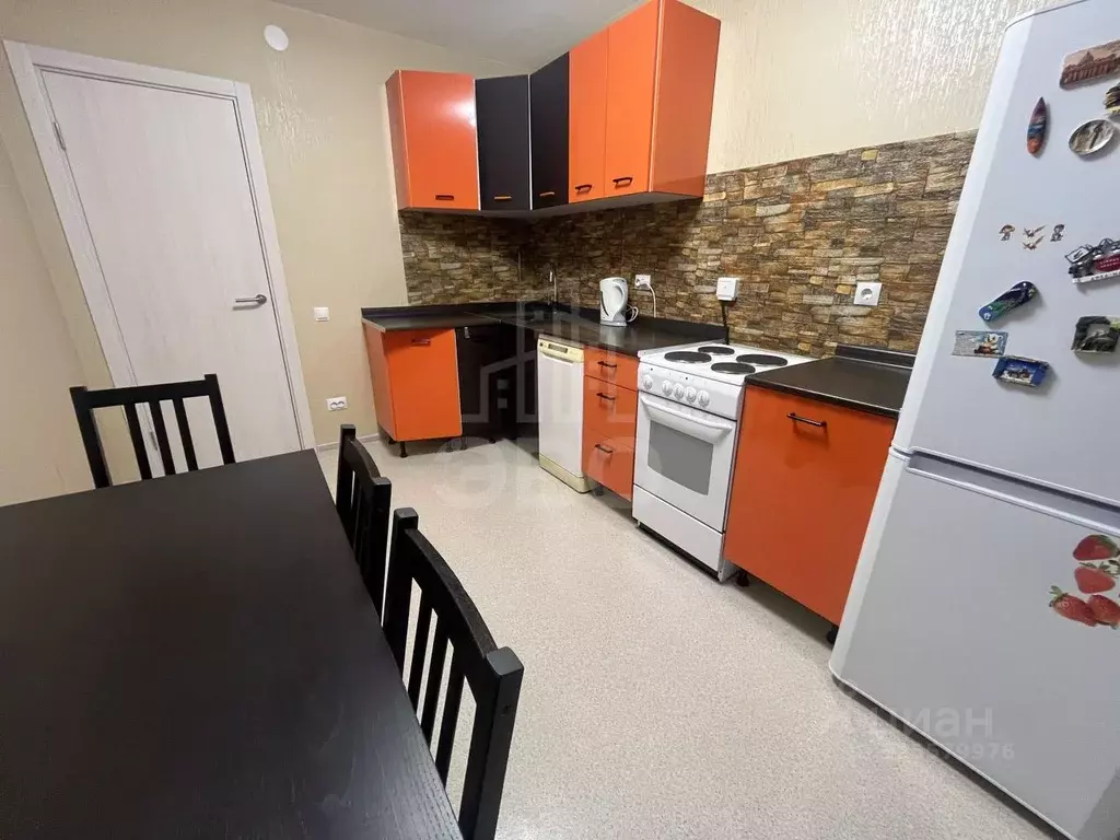 3-к кв. Санкт-Петербург Ленинский просп., 68 (74.9 м) - Фото 1