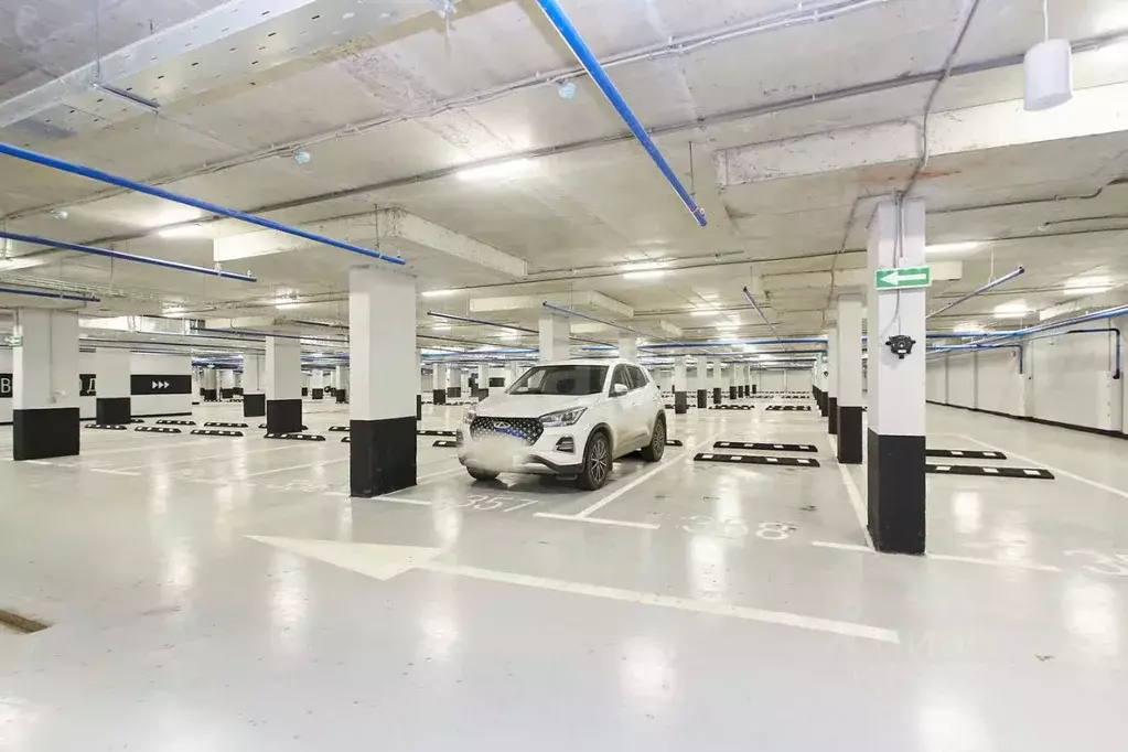 Гараж в Тюменская область, Тюмень ул. Братьев Бондаревых, 5 (13 м) - Фото 2