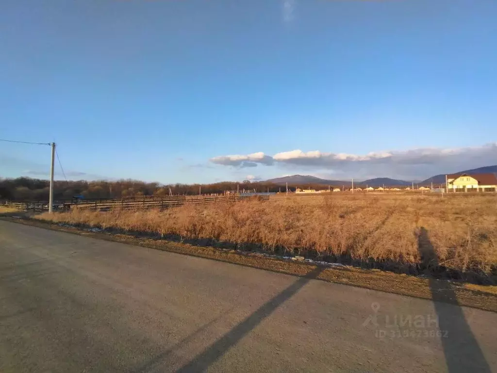 Участок в Приморский край, с. Чугуевка ул. Лесная (15.0 сот.) - Фото 0
