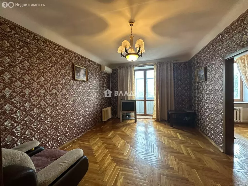 4-комнатная квартира: Уфа, улица Бабушкина, 52 (91.4 м) - Фото 1
