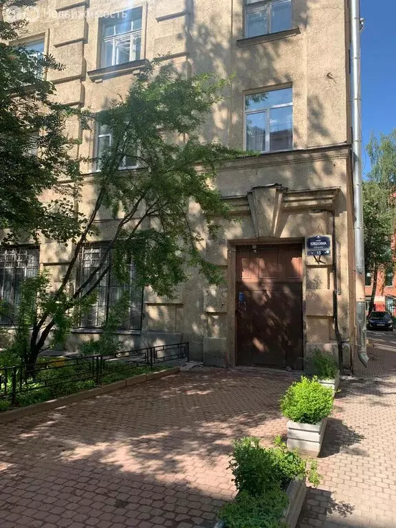 1к в 20-комнатной квартире (23.7 м) - Фото 1