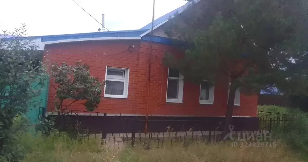 Дом в Оренбургская область, Оренбург ул. Коммуны, 30 (56 м) - Фото 1