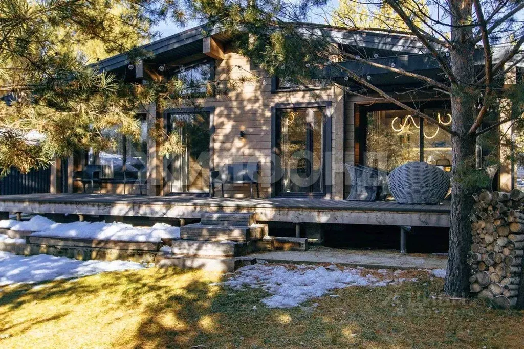 Коттедж в Новосибирская область, Новосибирский район, Кубовинский ... - Фото 1