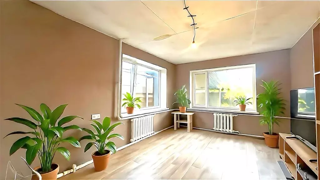 Дом в Краснодарский край, Кропоткин Кавказский район, ул. Гоголя (50 ... - Фото 1