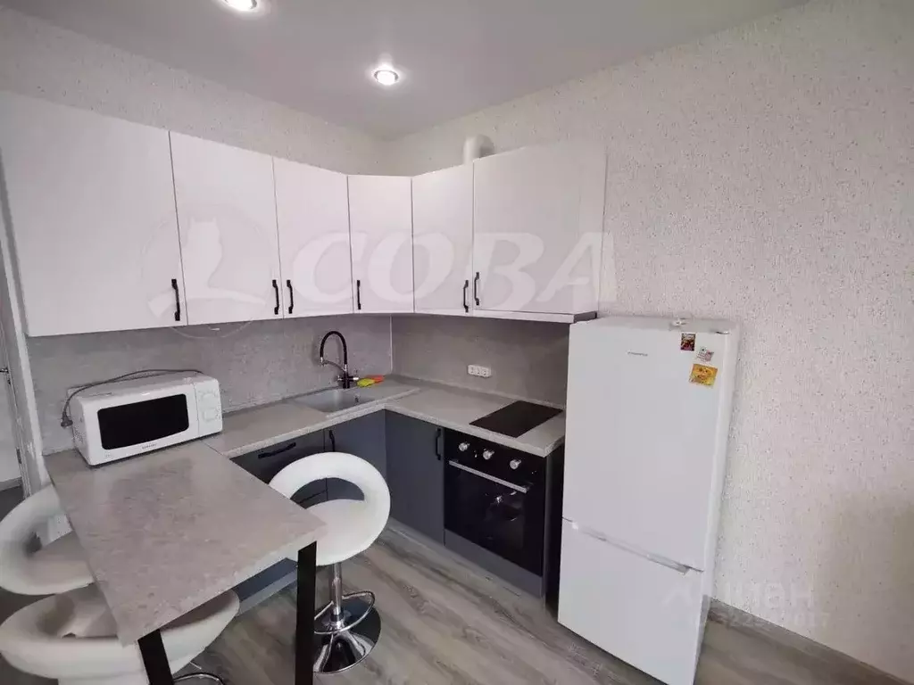 Студия Тюменская область, Тюмень Комбинатская ул., 54к2 (30.0 м) - Фото 2