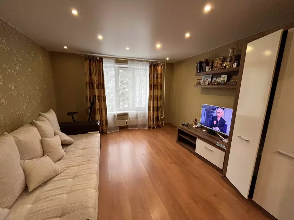 Продаётся 3-к квартира, 64.8 м - Фото 1