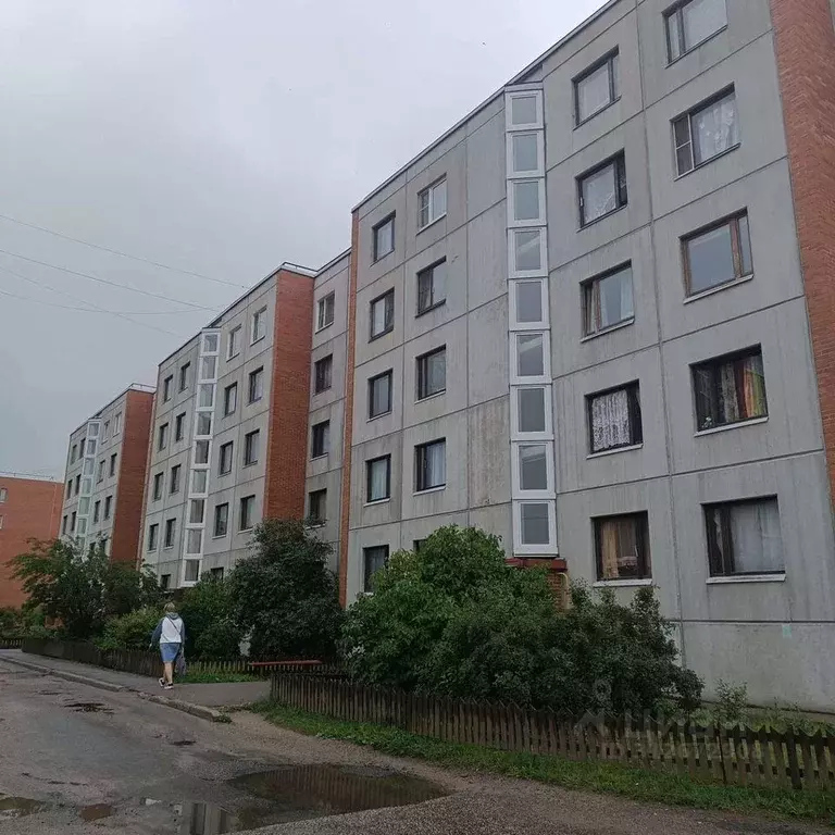 2-к кв. Ленинградская область, Приозерск ул. Суворова, 36 (57.0 м) - Фото 0