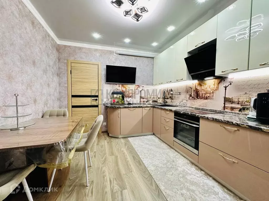 Продаётся 2-к квартира, 64.4 м - Фото 1