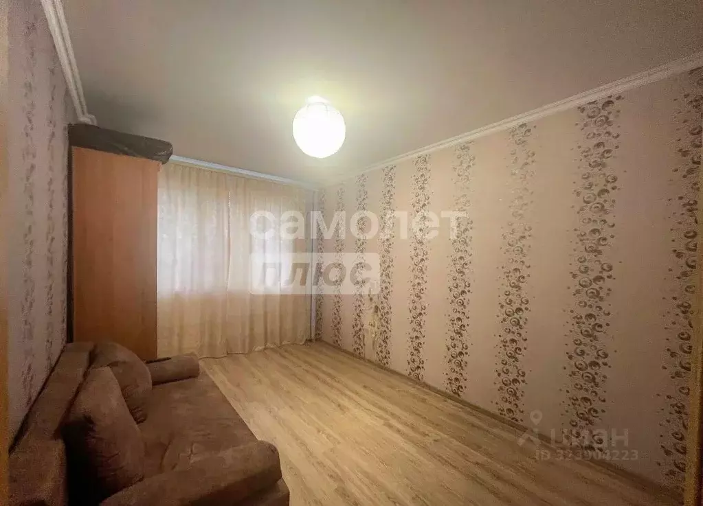 1-к кв. Пензенская область, Пенза Российская ул., 29 (31.7 м) - Фото 1