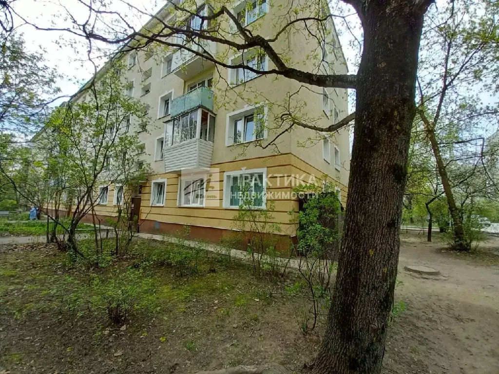 Продается 2-комнатная квартира - Фото 1