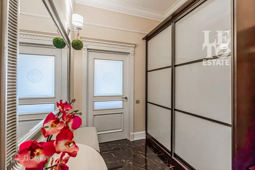 Продаётся 3-к квартира, 200 м - Фото 0