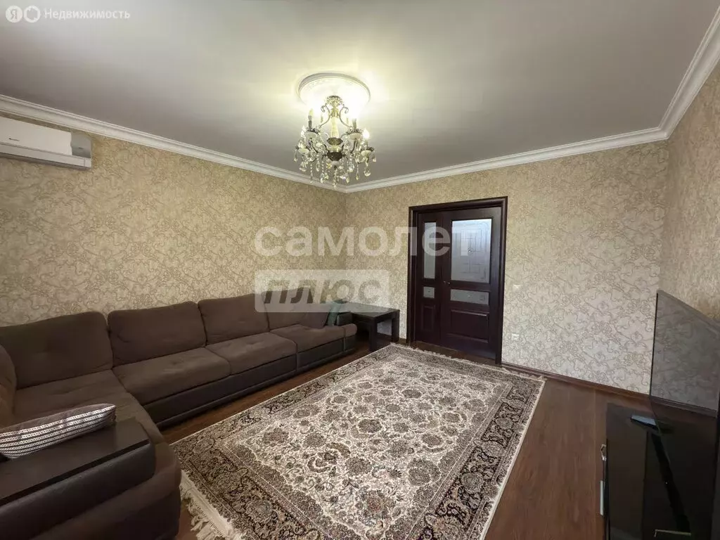 3-комнатная квартира: Каспийск, улица Амет-хан Султана, 26 (93 м) - Фото 2