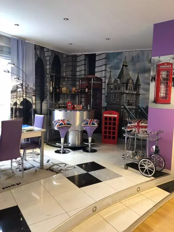 3-к кв. Москва 2-я Владимирская ул., 8К1 (180.0 м) - Фото 1