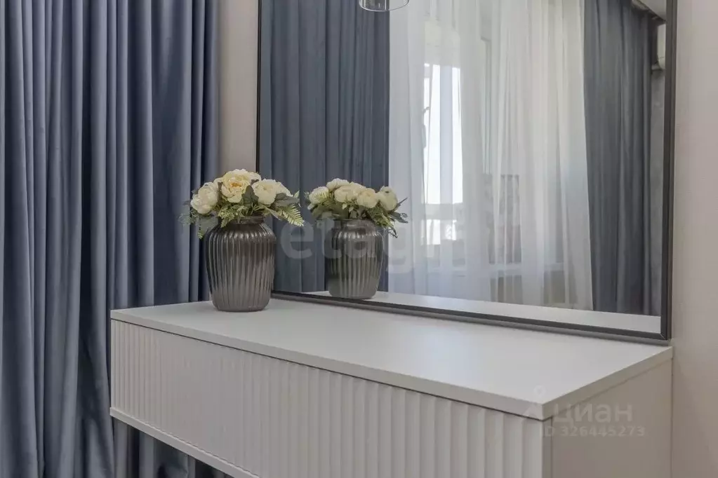 2-к кв. Тюменская область, Тюмень ул. Лесопарковая, 9 (65.0 м) - Фото 1