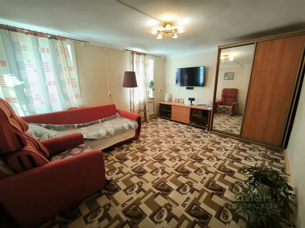 Дом в Саратовская область, Саратов ул. Имени Н.В. Гоголя (45 м) - Фото 1