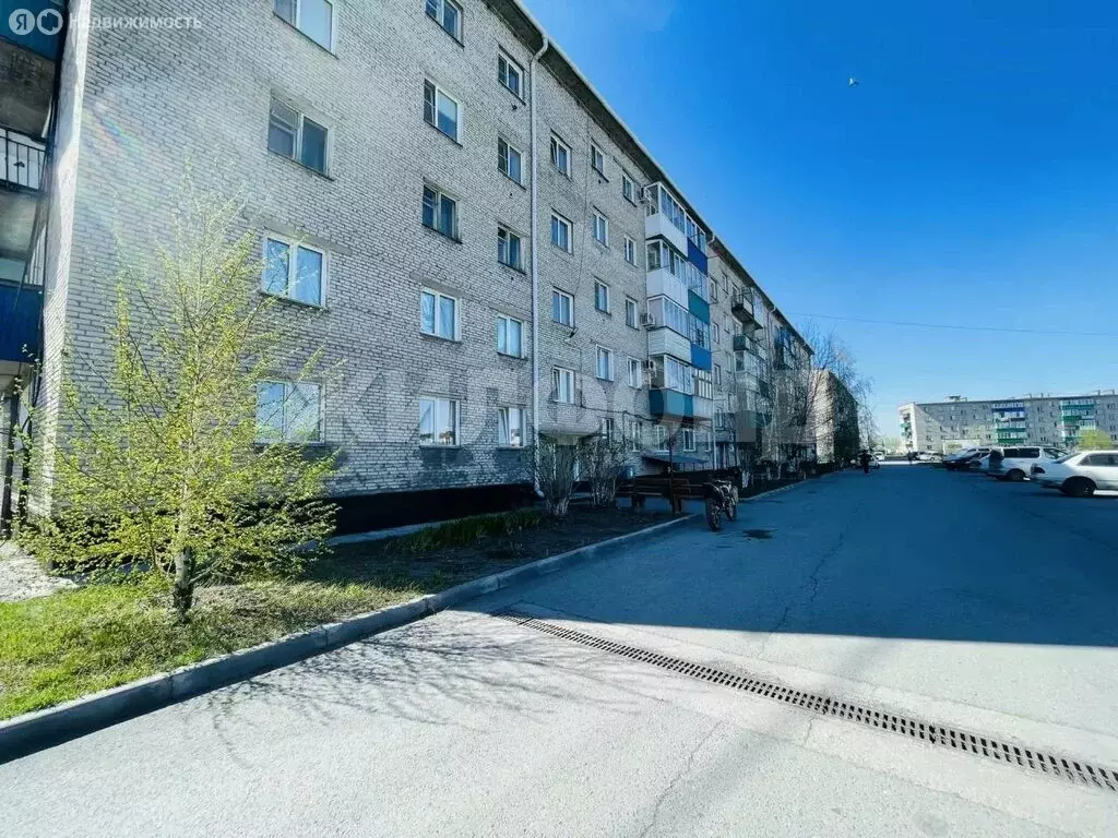 2-комнатная квартира: Карасук, улица Тургенева, 84 (46.4 м) - Фото 1