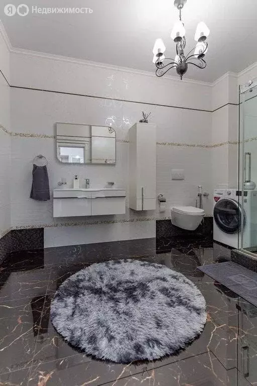 1-комнатная квартира: Геленджик, улица Халтурина, 11 (62 м) - Фото 0
