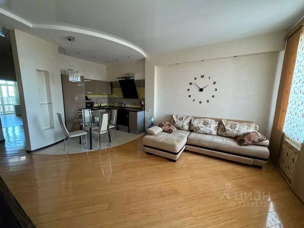 2-к кв. Хабаровский край, Хабаровск ул. Тургенева, 55 (70.0 м) - Фото 1