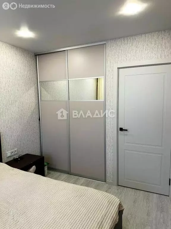 3-комнатная квартира: Тобольск, 7-й микрорайон, 7 (59.3 м) - Фото 2