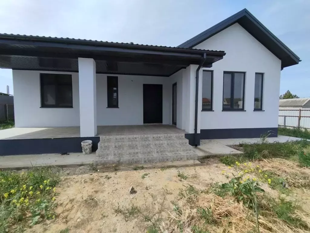 Дом в Краснодарский край, Темрюкский район, Тамань ст-ца ул. Мира (120 ... - Фото 1