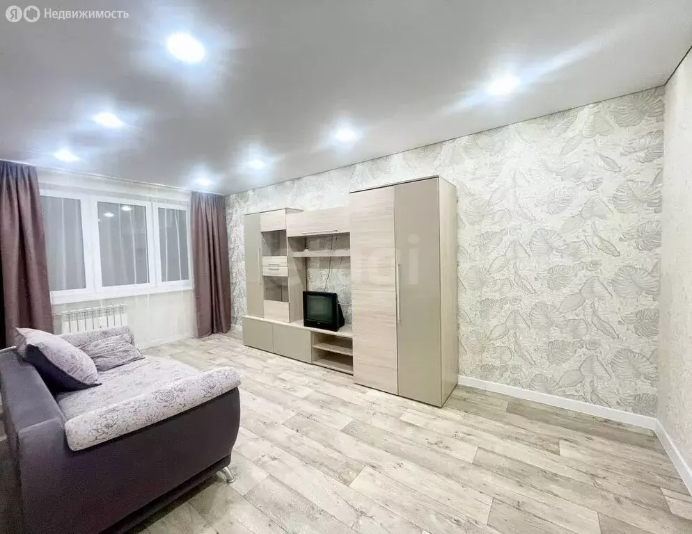 2-комнатная квартира: Чебоксары, улица Академика В.Н.Челомея, 7 (43.6 ... - Фото 1