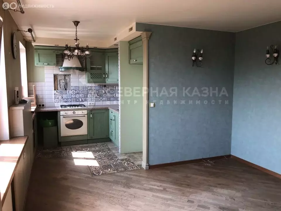 3-комнатная квартира: Екатеринбург, Волчанский переулок, 6 (52 м) - Фото 1