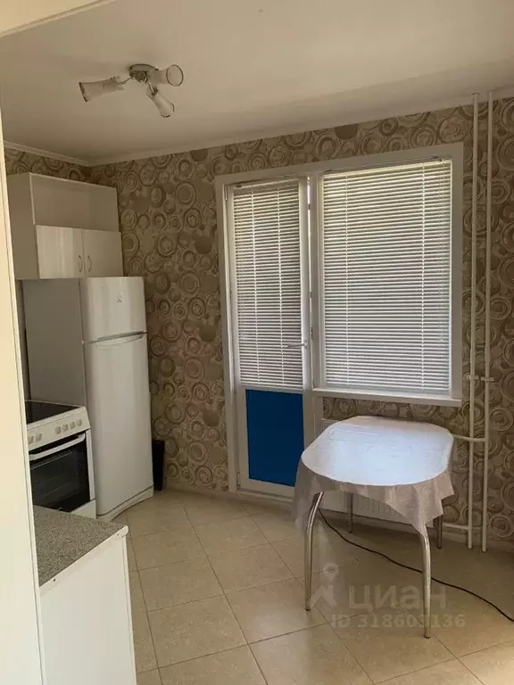 1-к кв. Татарстан, Казань ул. Александра Курынова, 6к2 (35.0 м) - Фото 0