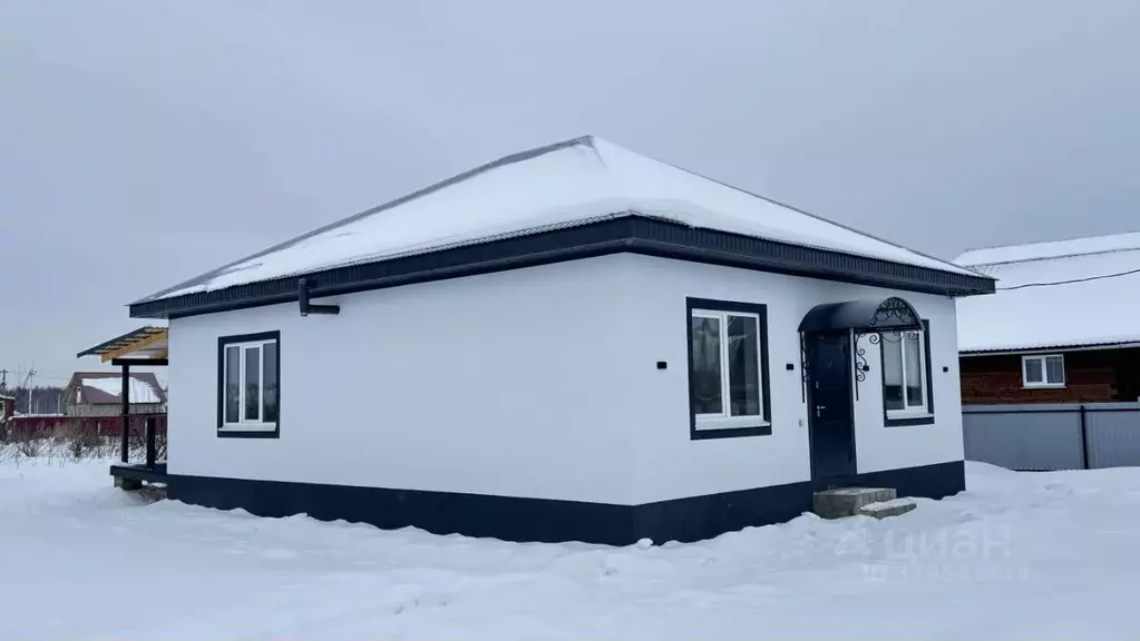 Коттедж в Башкортостан, Уфимский район, Кирилловский сельсовет, д. ... - Фото 1