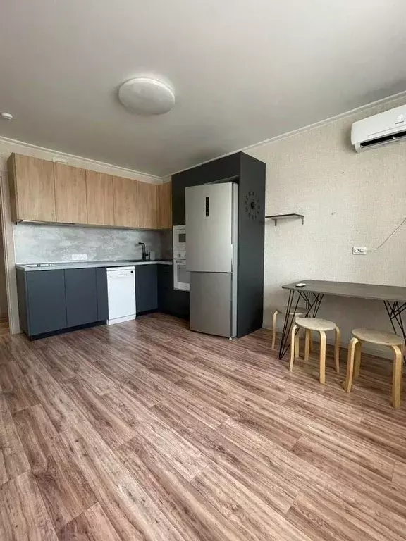 2-к кв. Краснодарский край, Новороссийск ул. Удалова, 5 (70.0 м) - Фото 0