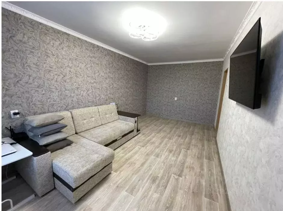 2-к кв. Оренбургская область, Орск Новый город мкр, просп. Ленина, 131 ... - Фото 1