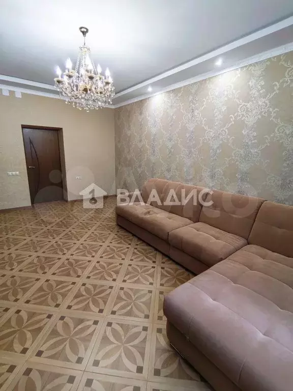 2-к. квартира, 65 м, 1/8 эт. - Фото 1