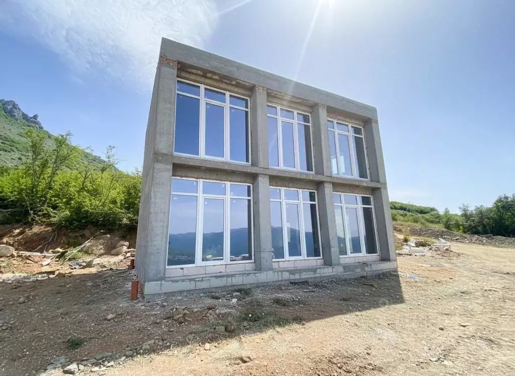 Дом в Крым, Алушта муниципальный округ, с. Лучистое пер. Красивый (120 ... - Фото 2