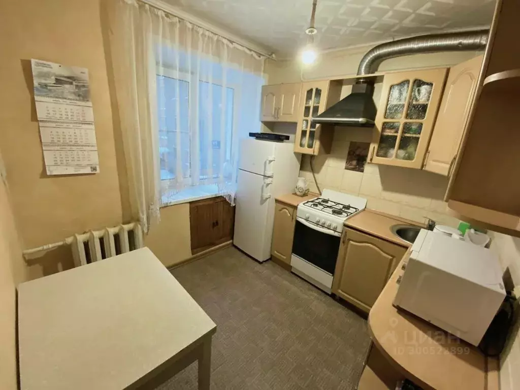 3-к кв. Ярославская область, Рыбинск просп. Ленина, 183 (56.0 м) - Фото 1