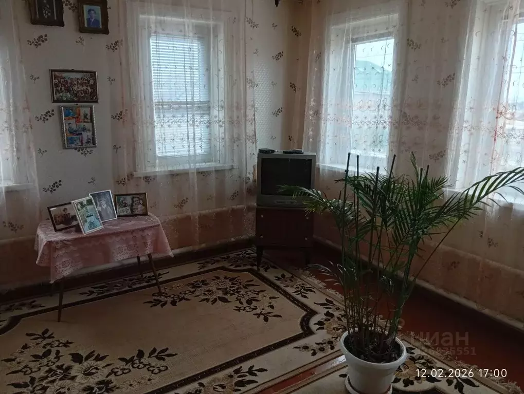 Дом в Астраханская область, Астрахань Ейская ул., 12А (88 м) - Фото 1