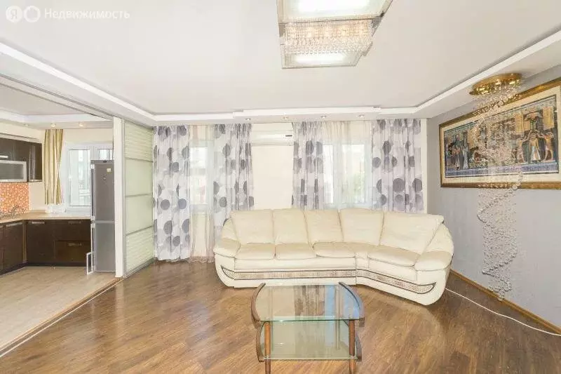 3-комнатная квартира: Иркутск, 2-я Железнодорожная улица, 22 (114.1 м) - Фото 1