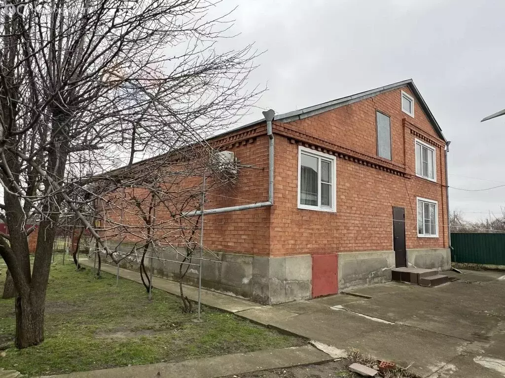 Дом в Усть-Лабинский район, Воронежское сельское поселение, станица ... - Фото 2