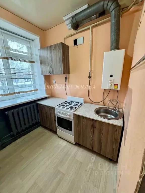 2-к кв. Башкортостан, Уфа ул. Калинина, 45 (46.2 м) - Фото 0