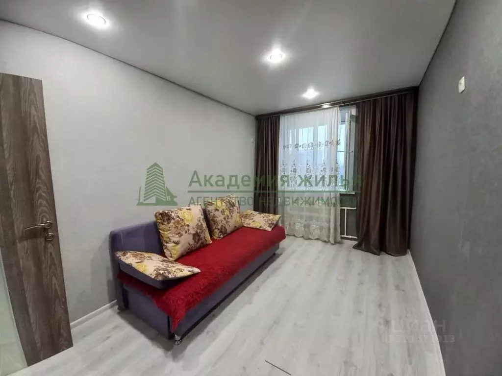 2-к кв. Саратовская область, Энгельс Казарменный пер., 13 (49.5 м) - Фото 1