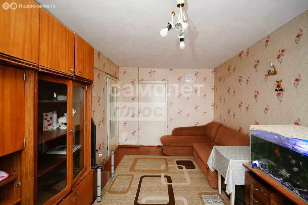 2-комнатная квартира: Омск, улица Дианова, 5А (46.5 м) - Фото 1