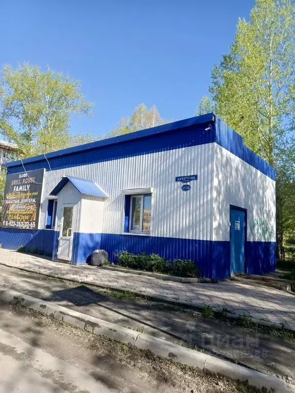Торговая площадь в Красноярский край, Назарово ул. Арбузова, 100А (65 ... - Фото 1