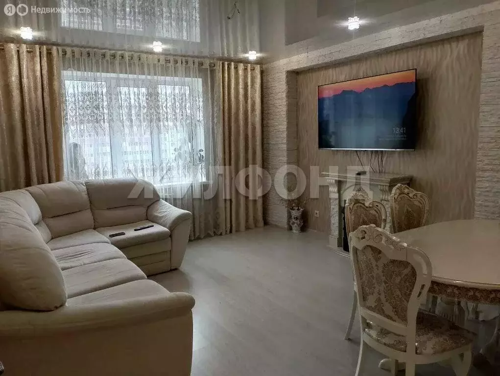 3-комнатная квартира: Воронеж, Олимпийский бульвар, 14 (85 м) - Фото 1
