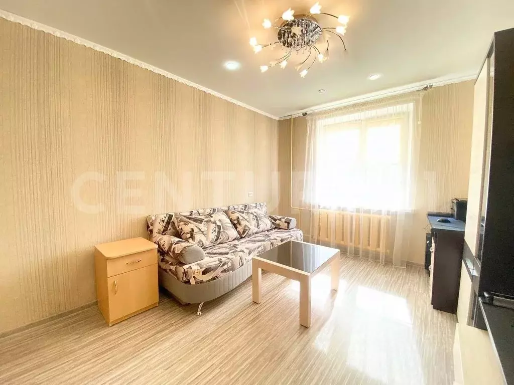 2-к кв. Чувашия, Чебоксары Ярмарочная ул., 11к1 (52.9 м) - Фото 0