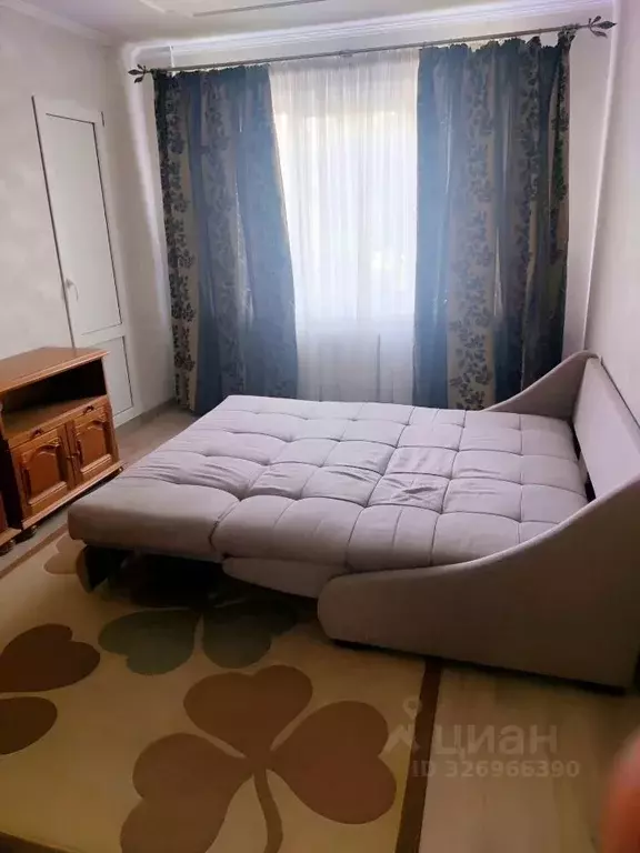 3-к кв. Крым, Симферополь просп. Победы, 82 (65.0 м) - Фото 1