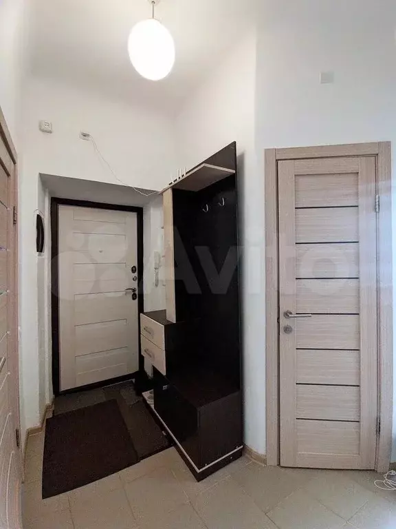 Комната 35 м в 3-к., 1/5 эт. - Фото 1