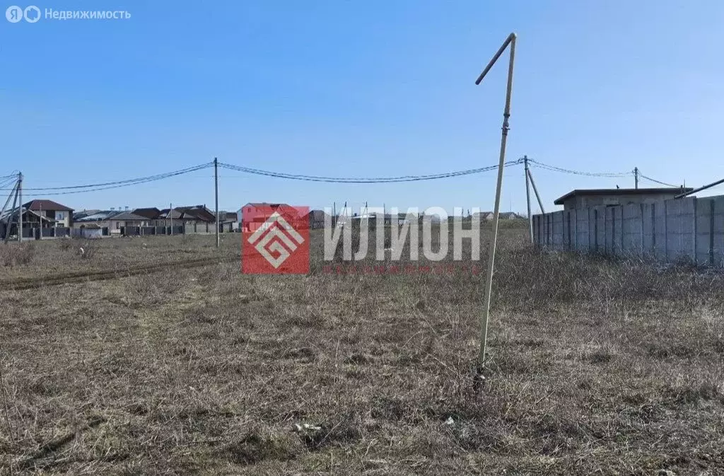 Участок в Трудовское сельское поселение, посёлок Айкаван, улица П. ... - Фото 1