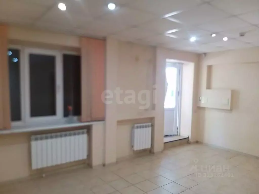 Офис в Ростовская область, Азов Азовский район, Зои Космодемьянской ... - Фото 1