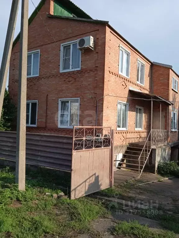 Дом в Ростовская область, Усть-Донецкий район, Мелиховская ст-ца ... - Фото 0