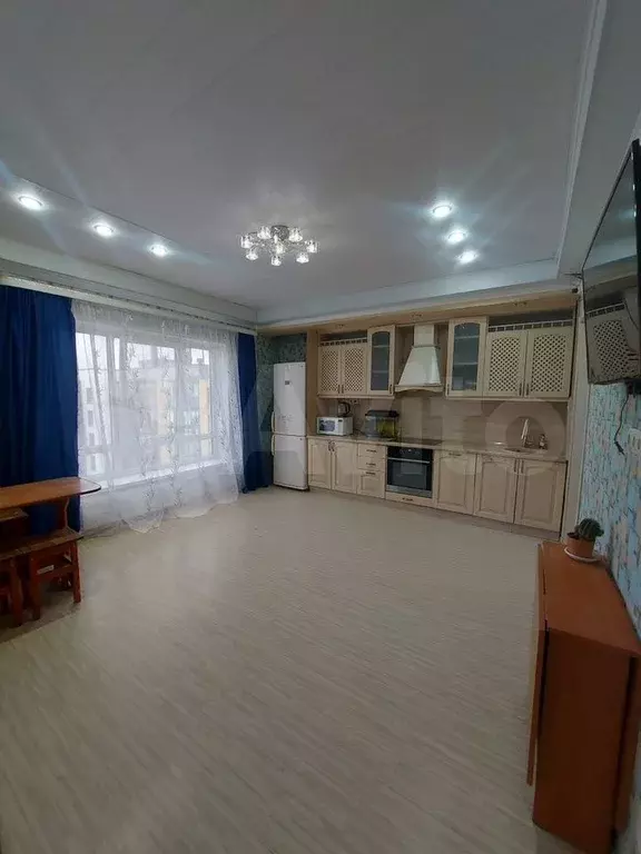 2-к. квартира, 55 м, 9/9 эт. - Фото 0